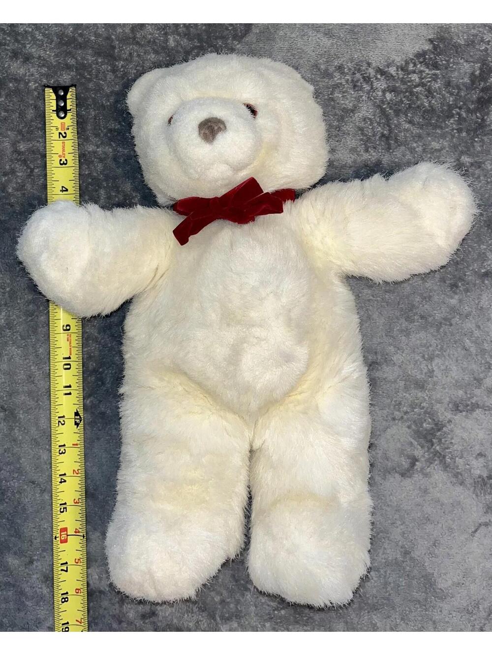 Vintage GUND Collector's Classic White Teddy Bear 1983 Brown Nose & Eyes